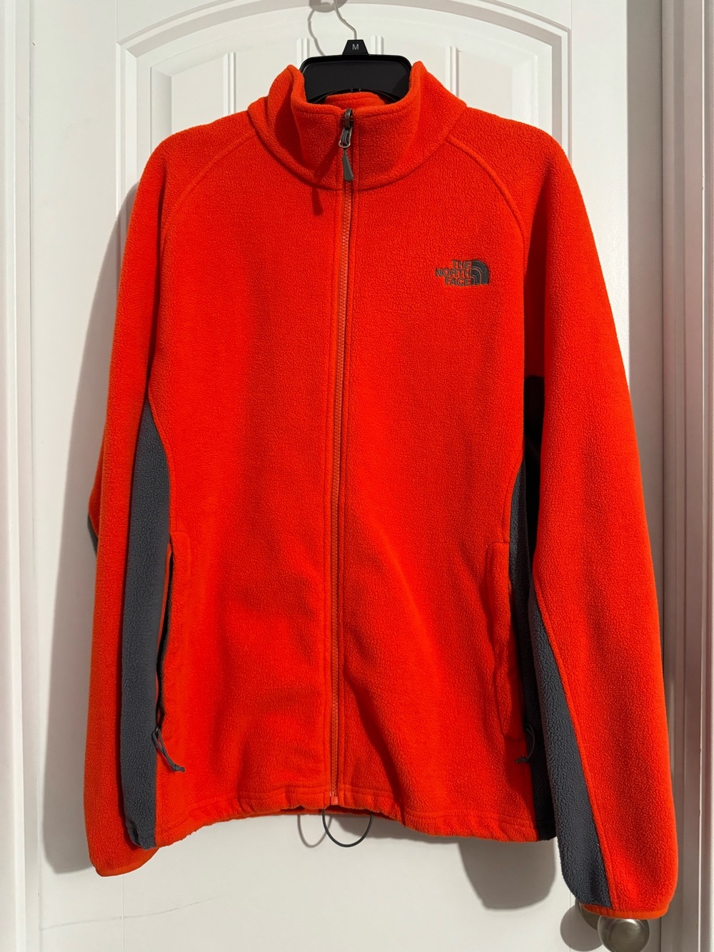 Cool The North Face men's size L orange gray full zip toggle coat great